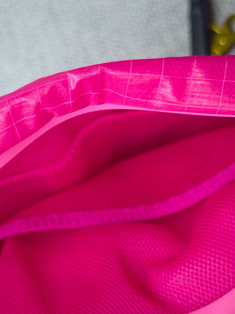 Topologie Phone Sacoche Bag Pink Glazed Ripstop W/ 20mm Rope Strap Set — image 3 of 3